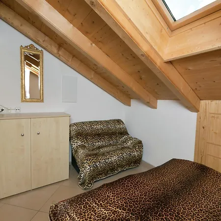 In Aschau Near Hochzillertal Apartment *