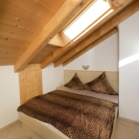 Apartment In Aschau Near Hochzillertal